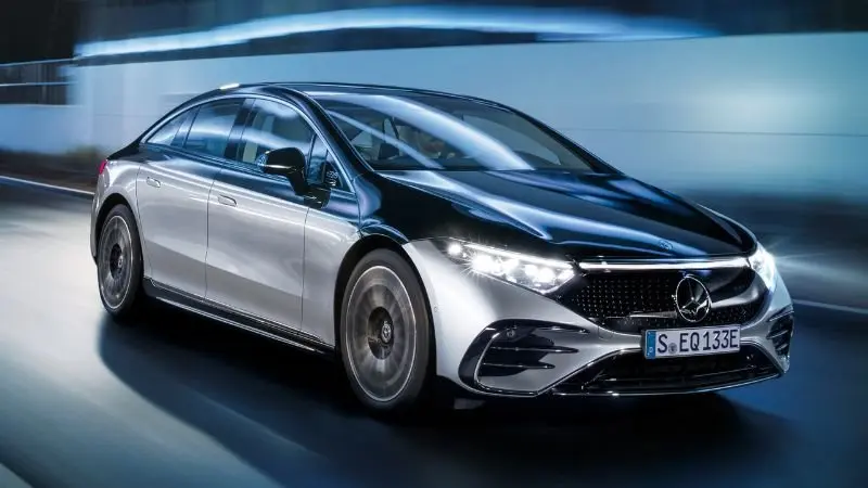 Mercedes-Benz EQS từ mọi góc độ 22