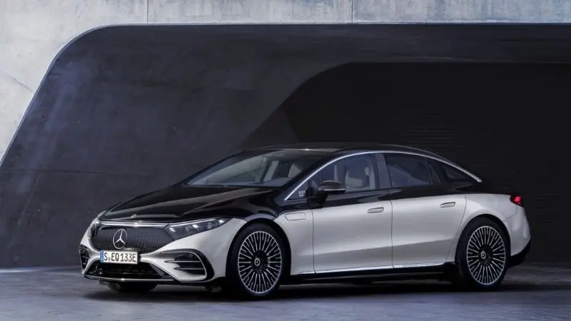 Mercedes-Benz EQS từ mọi góc độ 28