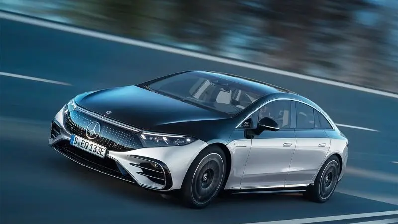Mercedes-Benz EQS từ mọi góc độ 5