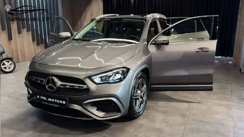 Ảnh chất lượng cao Mercedes-Benz GLA 200 8