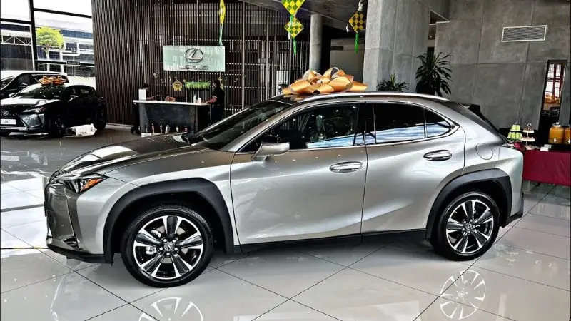 Ngoại thất Lexus UX200 sang trọng - Ảnh 9 Ngoại thất Lexus UX200 sang trọng - Ảnh 9