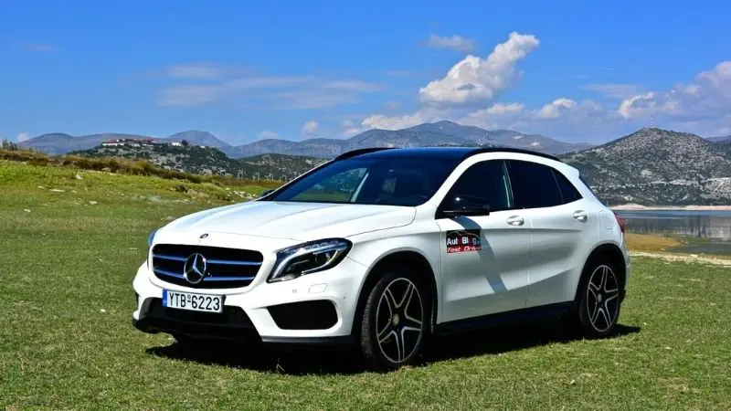 Tải ảnh chất lượng cao Mercedes GLB 200 2