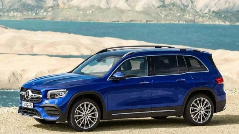 Ảnh xe Mercedes GLB 200 từ mọi góc nhìn 11