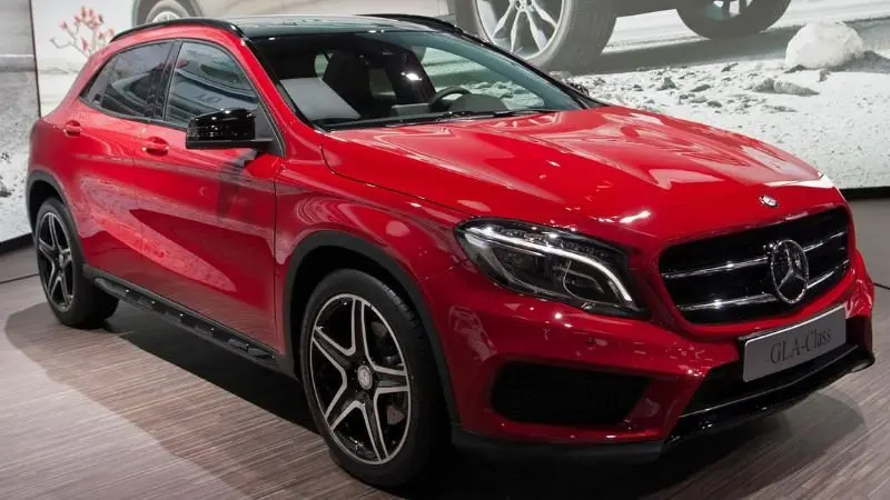 Ảnh xe Mercedes GLB 200 từ mọi góc nhìn 14