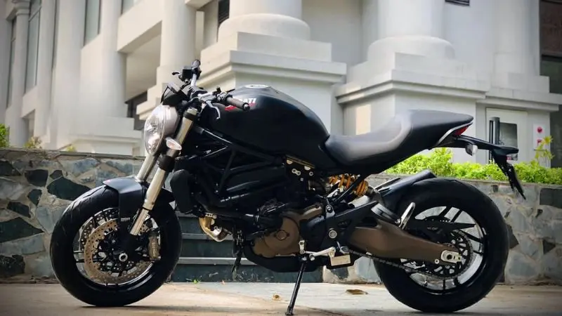 Hình ảnh xe Ducati Monster full HD 8