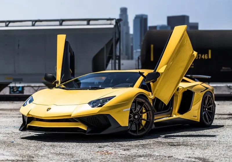 Tải hình ảnh xe Lamborghini Aventador 4K 3