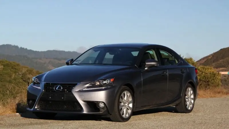 Phiên bản Lexus IS250 Sedan - Ảnh 1