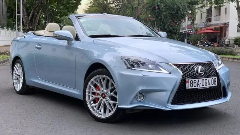 Phiên bản Lexus IS250C - Ảnh 5