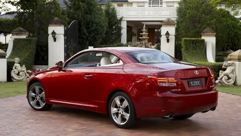 Phiên bản Lexus IS250C - Ảnh 13
