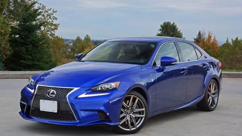 Phiên bản Lexus IS250 F Sport - Ảnh 1