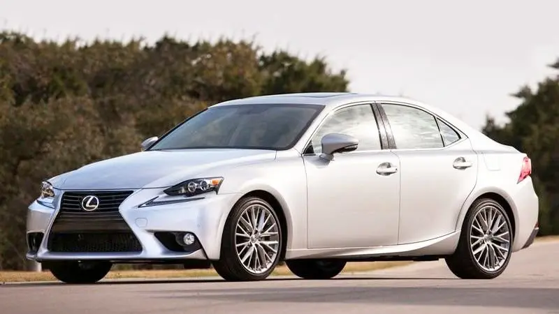 Phiên bản Lexus IS250 Sedan - Ảnh 5
