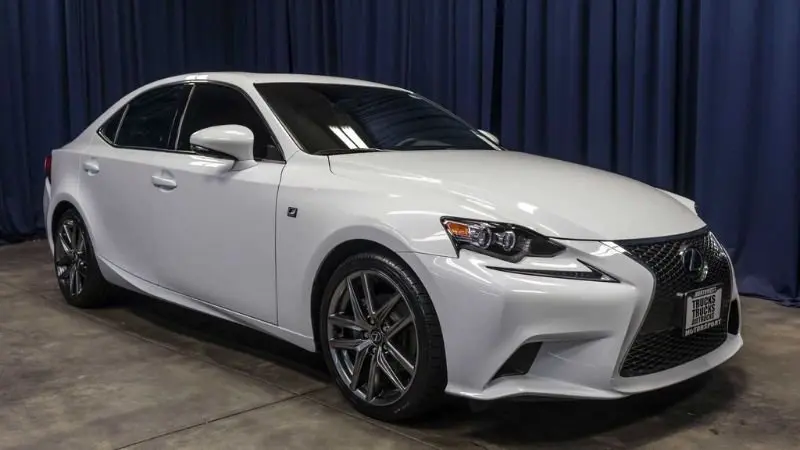 Phiên bản Lexus IS250 F Sport - Ảnh 13