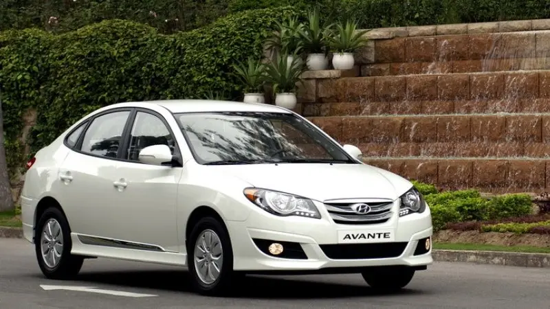 Hyundai Avante 02
