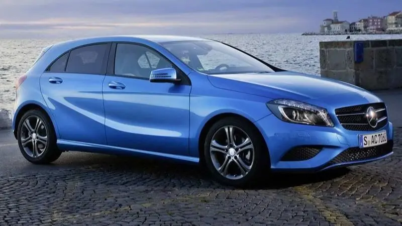 Hình ảnh xe Mercedes A200 chất lượng cao 12