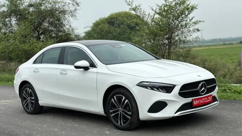 Hình ảnh xe Mercedes A200 chất lượng cao 15