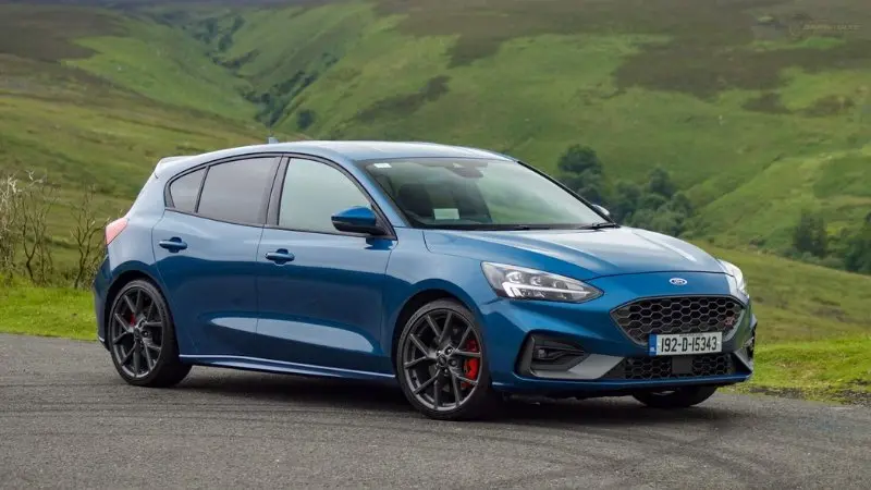 Ford Focus hatchback 02 Ford Focus hatchback 02