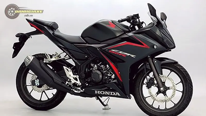 Honda CBR150R 8 Honda CBR150R 8