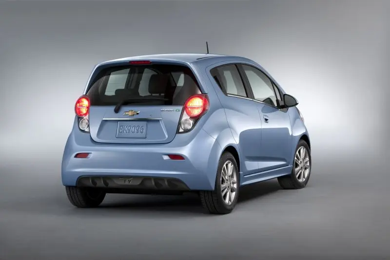 Ảnh Chevrolet Spark đa góc độ 12