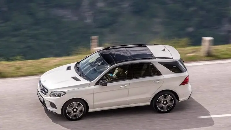 Ảnh xe hơi Mercedes GLE 400 Exclusive 8