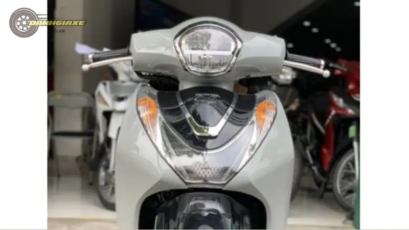 Honda SH Mode 125 10