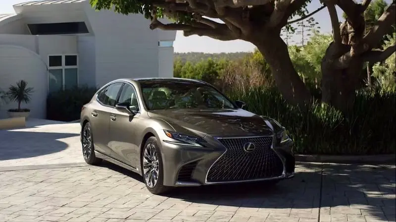 Chi tiết ngoại thất xe Lexus LS 500 - Ảnh 14