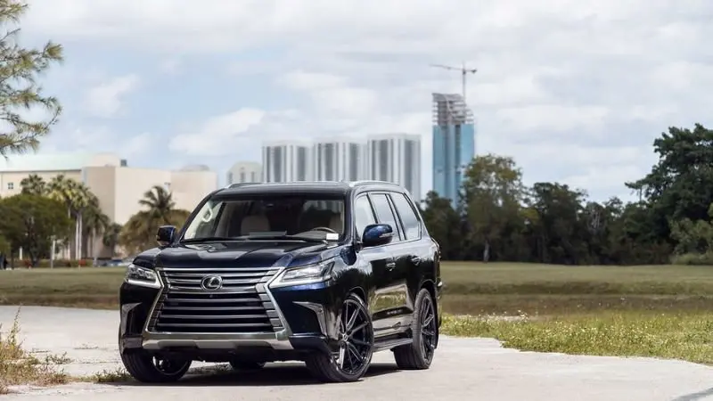Hình ảnh ngoại thất Lexus LX 570 sắc nét - Ảnh 2