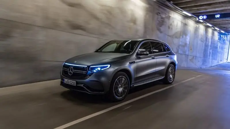 Ảnh ngoại thất Mercedes-Benz EQC 28