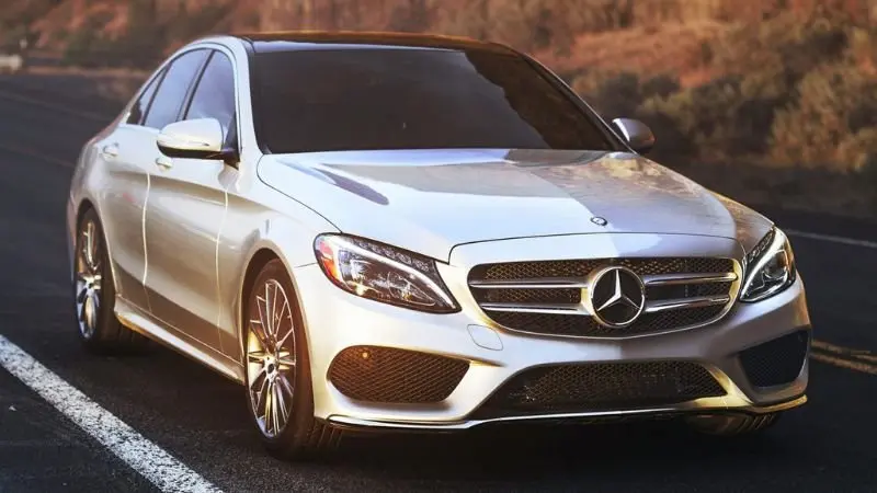 Ảnh xe Mercedes-Benz C-Class HD 3