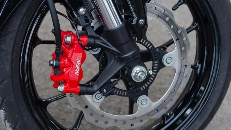 Cách thay dầu thắng đĩa xe máy không cần xả gió nhanh nhất Cách thay dầu thắng đĩa xe máy không cần xả gió nhanh nhất