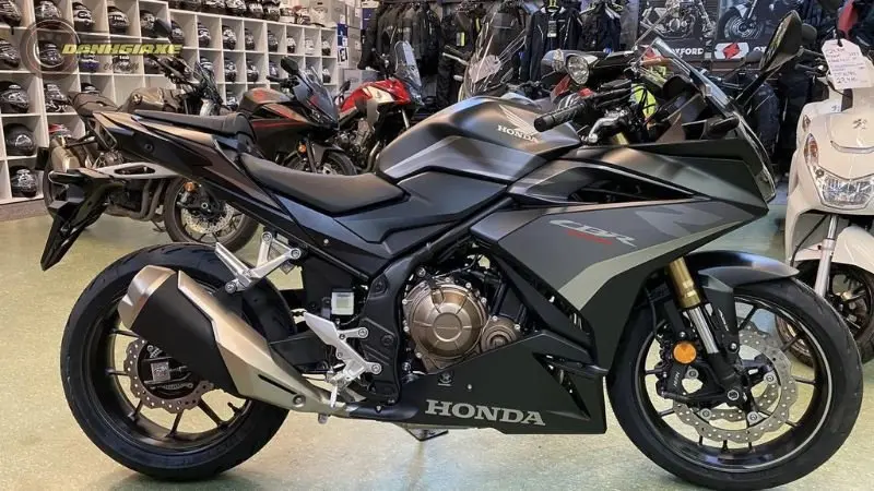 Honda CBR500R 5