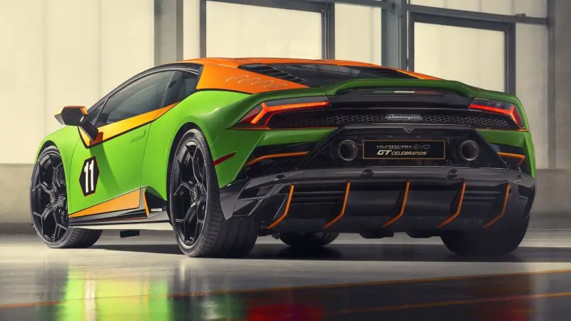 Hình ảnh Lamborghini Huracan Evo 4K 29