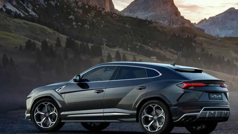 Hình ảnh Lamborghini Urus ấn tượng 4