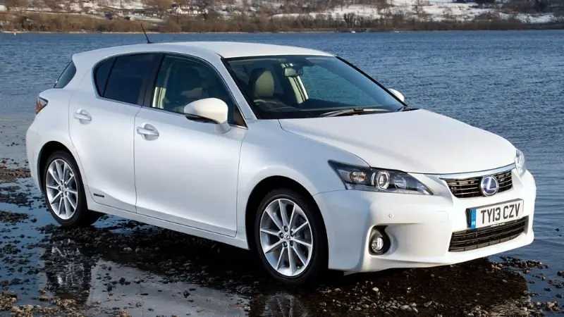 Ngoại thất Lexus CT 200 sang trọng và thể thao - Ảnh 1