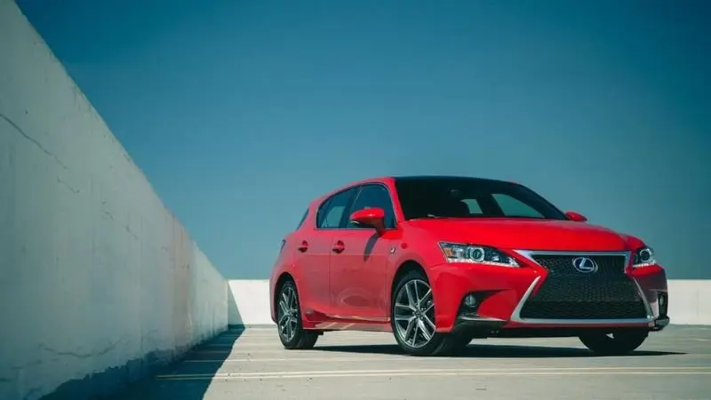 Ngoại thất Lexus CT 200 sang trọng và thể thao - Ảnh 21