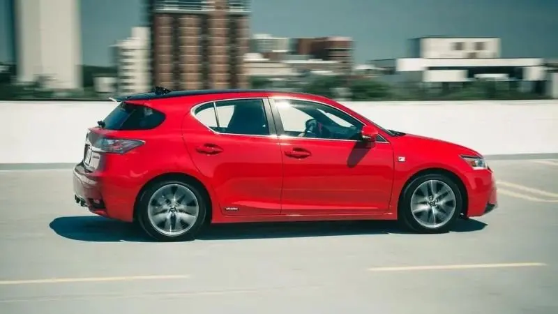 Ngoại thất Lexus CT 200 sang trọng và thể thao - Ảnh 22