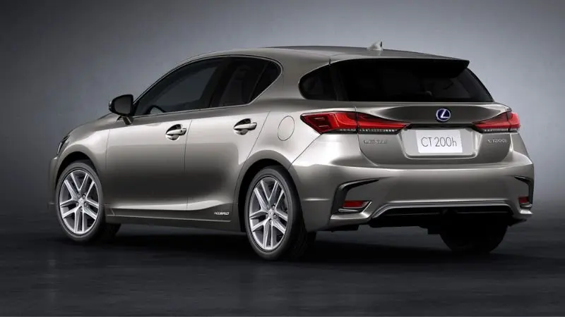 Ngoại thất Lexus CT 200 sang trọng và thể thao - Ảnh 9