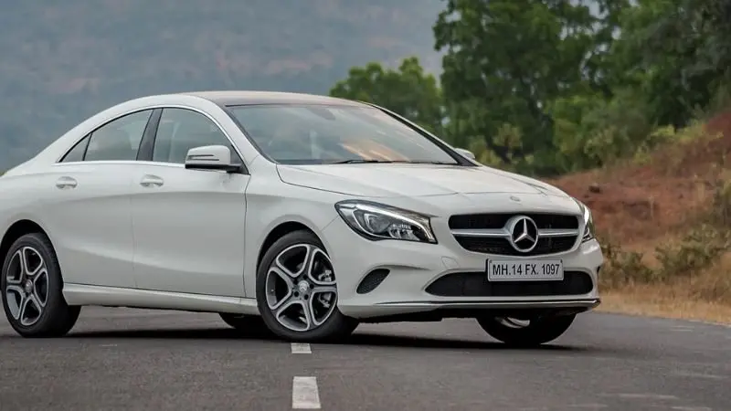 Hình ảnh Mercedes CLA 200 đẹp 19
