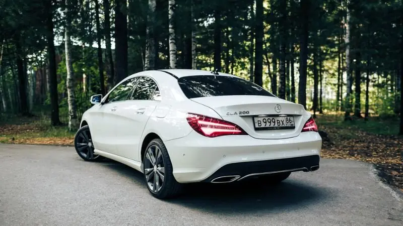 Tải ảnh xe Mercedes CLA 200 miễn phí 17