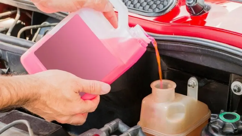 Hướng dẫn vệ sinh két nước xe tải đúng cách Hướng dẫn vệ sinh két nước xe tải đúng cách