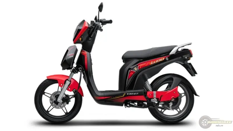 VinFast Ludo màu đỏ - đen 