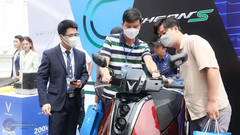 Đánh giá VinFast Theon S 2