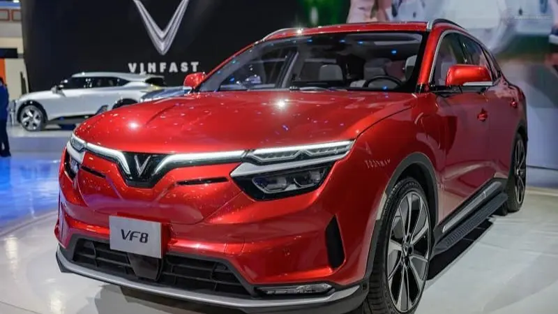 VinFast VF 8 03