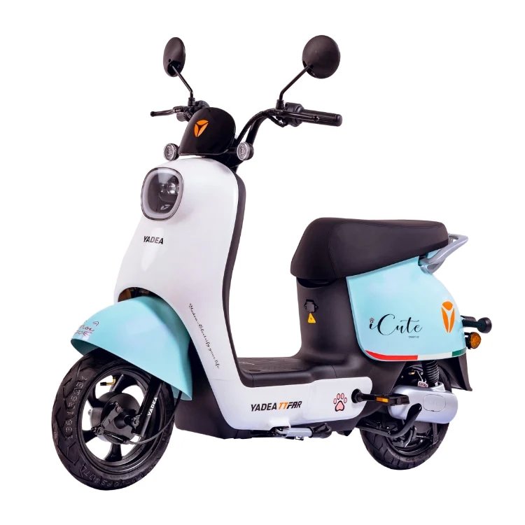 Yadea I-Cute màu xanh