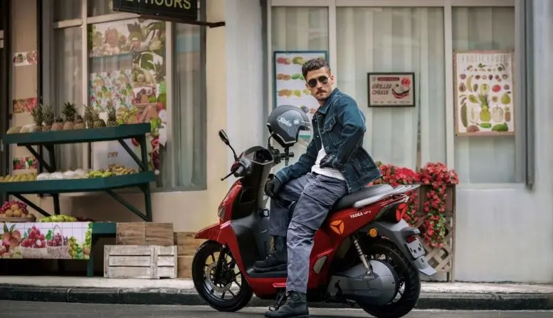 Giới thiệu về Yadea V002