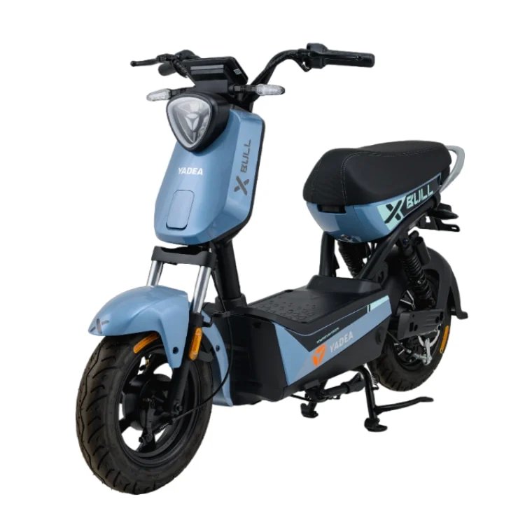 Yadea X-Bull màu xanh