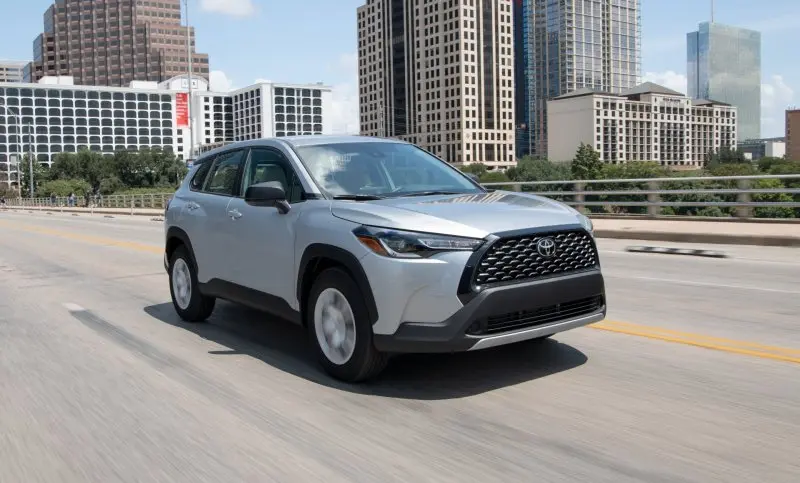 Ảnh xe Toyota Corolla Cross 1.8G chi tiết nhất 29