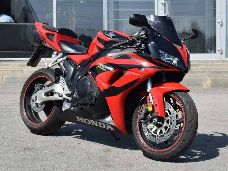 Honda CBR1000RR 22