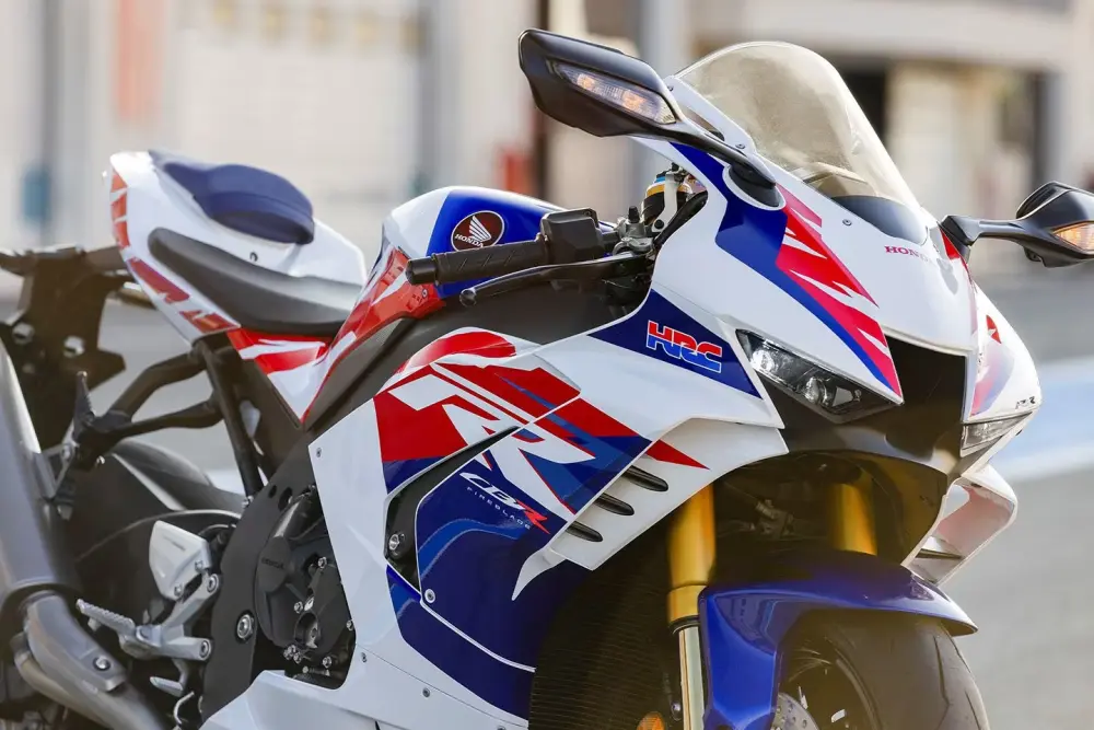 Honda CBR1000RR 6