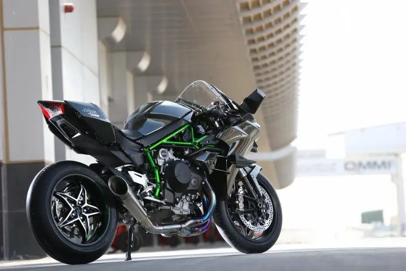 Kawasaki Ninja H2 27