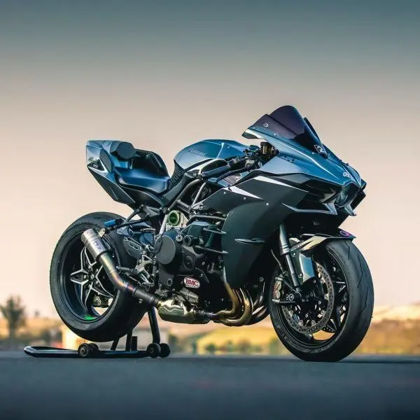 Kawasaki Ninja H2 33
